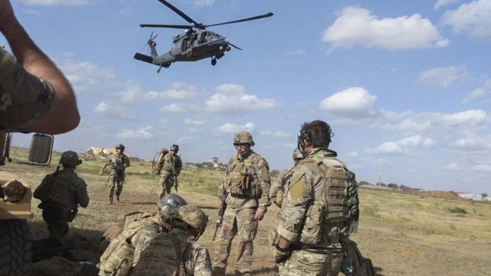 Helicopter crash kills at least 4 Somali special forces at US drone base Somali