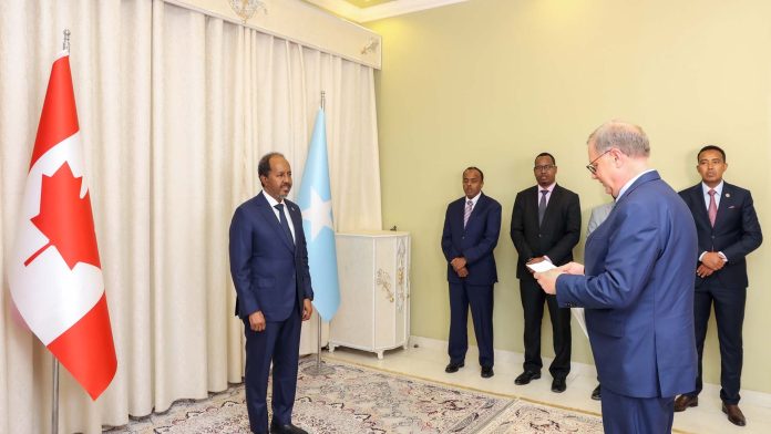 Somalia’s president receives credentials from ambassadors of Canada, Cuba and Djibouti Somalia