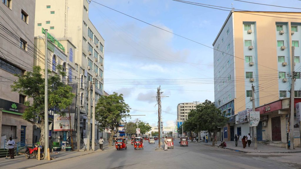 Girl denied care provides start outdoors Somalia public hospital; child dies Girl denied care provides start outdoors Somalia public hospital; child dies